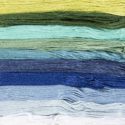 Broderigarn, tykkelse 1 mm, bl&aring;/gr&oslash;n harmoni, 10x8 m/ 1 pk.