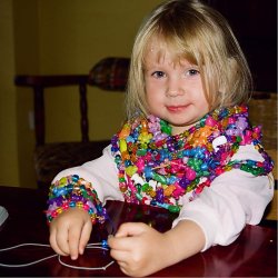 Plastperler, str. 6-20 mm, hulstr. 1,5-6 mm, ca. 1175 stk., 390 g, 700 ml/ 1 ds.