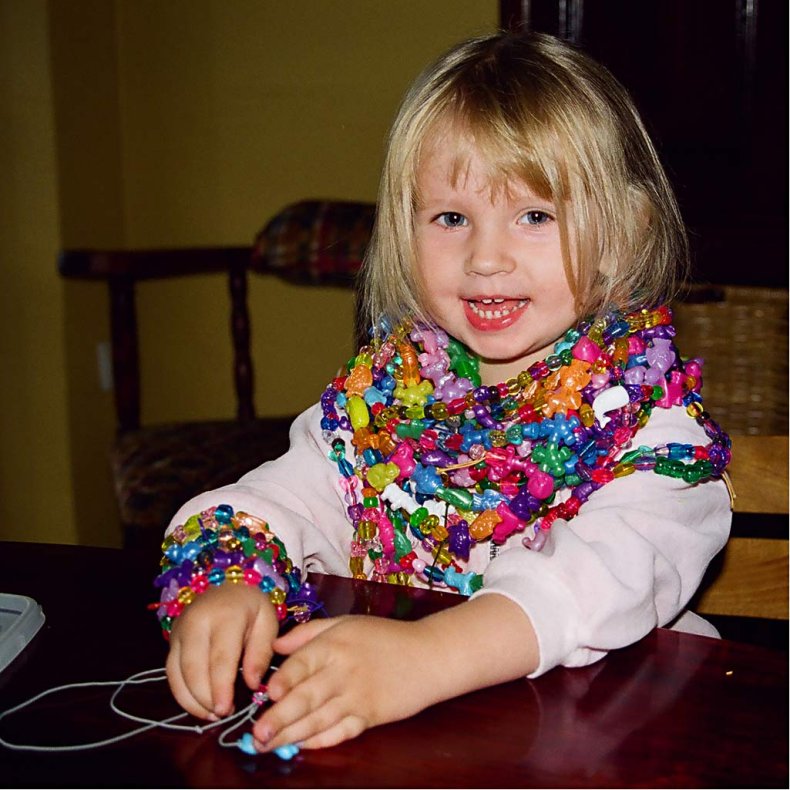 Perlespand, str. 6-20 mm, hulstr. 1,5-6 mm, ca. 8100 stk., 3000 g, 5700 ml/ 1 spand