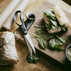 Fiskars Multi Universalsaks, L: 24 cm, h&oslash;jre, sort, 1 stk.