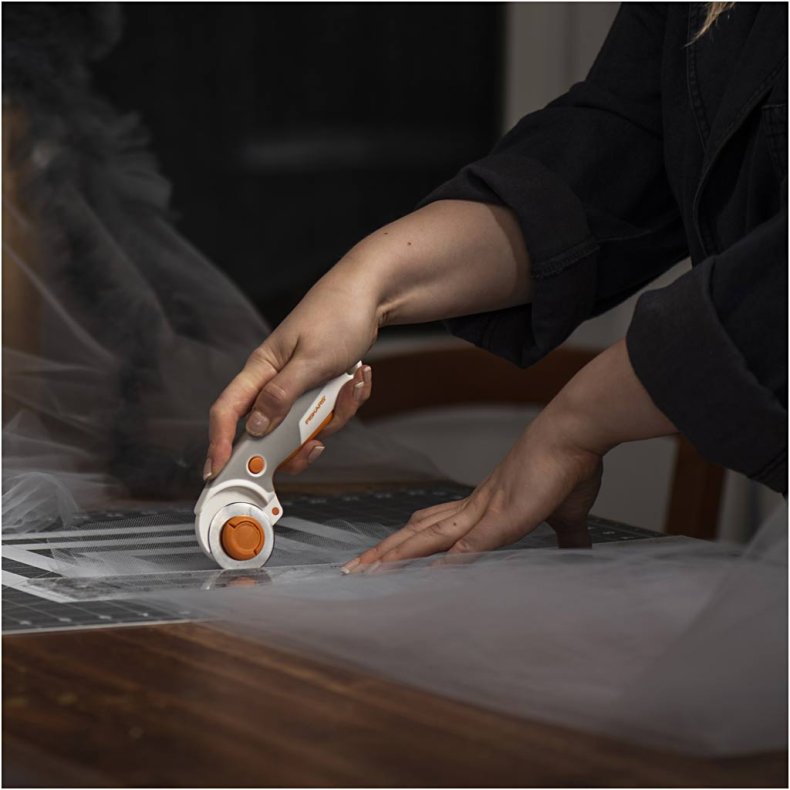 Fiskars Rullekniv, h&oslash;jre- og venstreh&aring;nd, 1 stk.